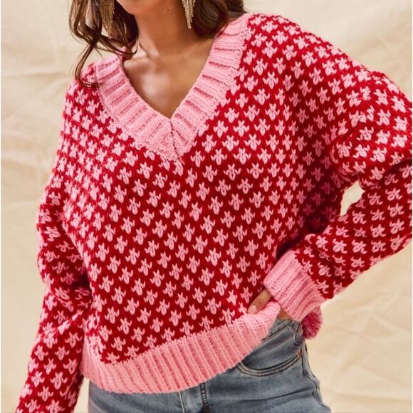 Stylish Red and Pink Houndstooth Like Women's Sweater sz Medium - Picture 14 of 14